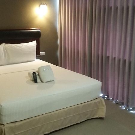 Win Hotel & Casino Talisay  Luaran gambar